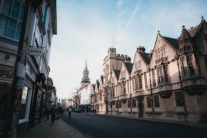 Solo Travel in Oxford: A Practical Guide to Exploring Alone